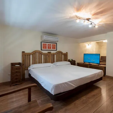 Soho Plaza Mayor Apartment